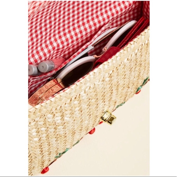 🍒🍌Chiquita's Cherry Banana Bomb Handbag/Clutch - Picture 6 of 6